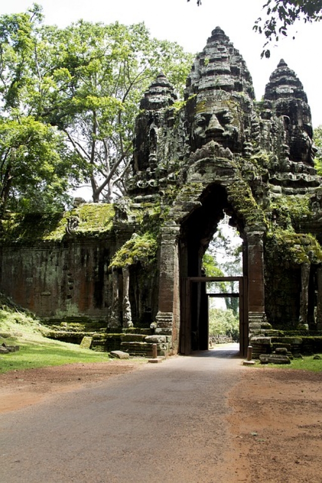 CAMBOYA, ANGKOR ESENCIAL